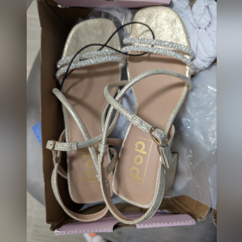 Elegant Gold Women's Sandals